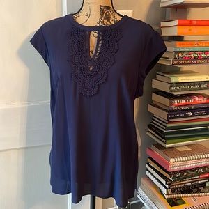 Daniel Rainn L navy blouse with lace new